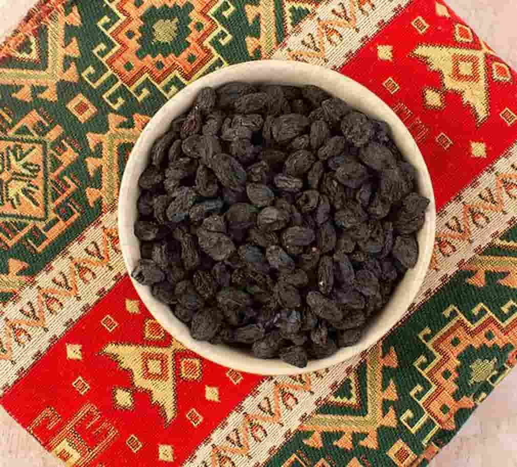 مویز شیرین فرآوری شده با روش های سنتی و مدرن